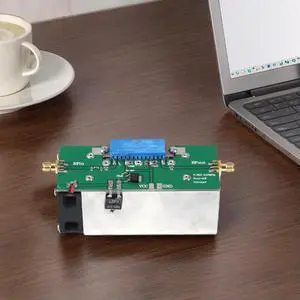 RF Power Amplifier 600-1100MHz Gain=30dB Pout=8W with Heat Sink Radio AMP for Ham Radio