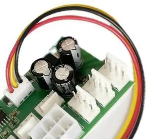 DC12V Fan Speed Controller 3/4-Wire PWM Fan Controller Board 8-Way High Power Standby 0.015A 25khz for Computer Case Fan