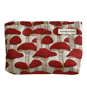 Mushroom Print Cosmetic Bag Multipurpose Women Toiletry Organizer Bag Large Capacity with Zipper Portable Holiday Accessories