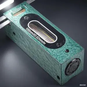 High Accuracy 0.02mm Industrial Measuring Tool Strip Level 100MM for Engineers with V-Groove Base & Protective Wooden Case