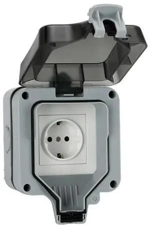 EU Type 1gang Switch Socket Box IP66 Waterproof Rated 16A for Outdoor and Bathroom Use with Anti Dust and Rain Sealing System