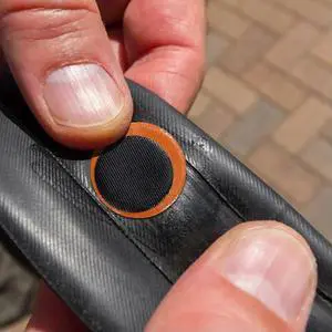 96pcs Mountain Bicycle Tire Tyre Rubber Patch Cycling Puncture Repair Tools Kits