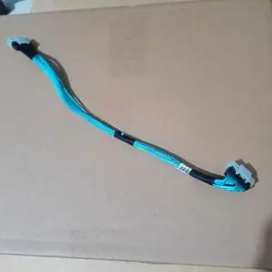 For R6525 Server X10 Left NVME Cable SFF8654 XPYH1 For R6525 Server X10 Left NVME Cable SFF8654 XPYH1