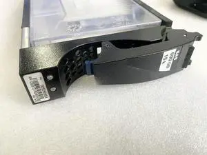005050854 005050927 005050928 118000382-07 600G 15K Hard Drive
