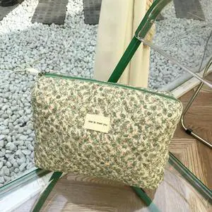 Korean Makeup Beauty Case Flower Prints Cosmetic Organizer Travel Portable Large Capacity Zipper for Women Girls Wallet Purse