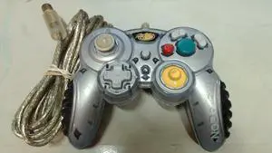 MicroCon Game Controller for GameCube (Colors Vary)