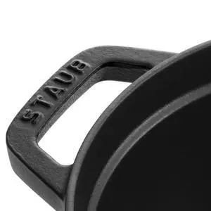 Staub Oval Dutch Oven 8.5-Quart Matte Black Staub Oval Dutch Oven 8.5-Quart Matte Black