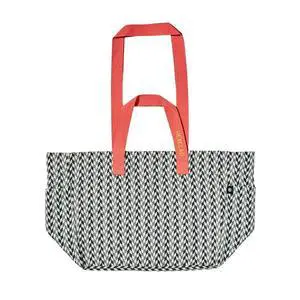 HexClad Everything Everywhere Bag Recycled rPET Tote with 8 Pockets, Shoulder & Hand Straps, Machine Washable HexClad Everything Everywhere Bag Recycled rPET Tote with 8 Pockets, Shoulder & Hand Straps, Machine Washable