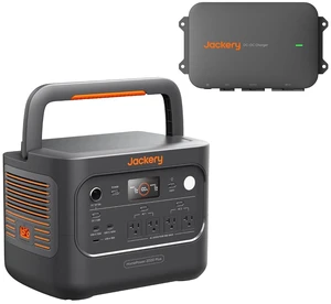 HomePower 2000 Plus v2 and DC-DC Alternator Charger, 2048Wh, 2400W HomePower 2000 Plus v2 and DC-DC Alternator Charger, 2048Wh, 2400W