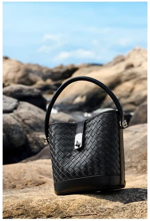 Women's Genuine Leather Tote Shoulder Handbag Black Women's Genuine Leather Tote Shoulder Handbag Black