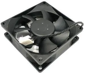 QUR0812HH 4-wire 8025 12V 0.24A cooling fan 80*80*25MM QUR0812HH 4-wire 8025 12V 0.24A cooling fan 80*80*25MM