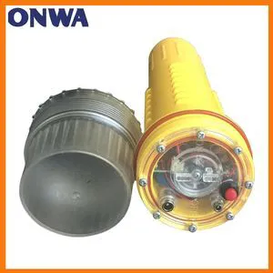 KS-33NT marine beacon with 12.5W power and fishing net button, suitable for fishing and marine applications. KS-33NT marine beacon with 12.5W power and fishing net button, suitable for fishing and marine applications.