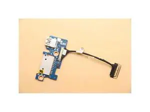G5 15 5590 G7 17 7790 Card Reader Board IO Board CN-04DDHW 04DDHW 4DDHW G5 15 5590 G7 17 7790 Card Reader Board IO Board CN-04DDHW 04DDHW 4DDHW