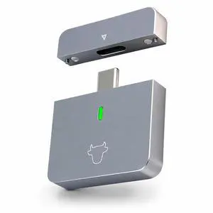 M.2 2230 Portable SSD Enclosure, Direct Plug-in Design, NVMe Protocol, 10Gbps USB 3.2 Gen2, Magnetic Cover, Plug-and-Play for PC Laptop Smartphone Tablet M.2 2230 Portable SSD Enclosure, Direct Plug-in Design, NVMe Protocol, 10Gbps USB 3.2 Gen2, Magnetic Cover, Plug-and-Play for PC Laptop Smartphone Tablet