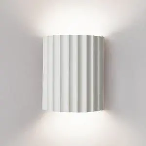 Small White Wall Light Fixture Nordic Macaron Wall Sconce Indoor Up and Down Wall Sconce Unique Resin Shade Antique Modern Wall Light for Living Room Hallway Bedside Small White Wall Light Fixture Nordic Macaron Wall Sconce Indoor Up and Down Wall Sconce Unique Resin Shade Antique Modern Wall Light for Living Room Hallway Bedside