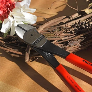 Tools 74 01 200 SBA 8-Inch High Leverage Diagonal Cutters 8" High Leverage Diagonal Cutters - Heavy-Duty Chrome Vanadium Steel, Induction Hardened Blades - Side Cutting Pliers Tools 74 01 200 SBA 8-Inch High Leverage Diagonal Cutters 8" High Leverage Diagonal Cutters - Heavy-Duty Chrome Vanadium Steel, Induction Hardened Blades - Side Cutting Pliers