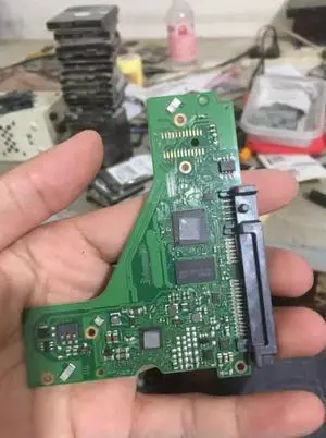 Circuit board hard disk board number 100745573 REV B Circuit board hard disk board number 100745573 REV B