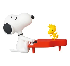 UDF No.683 Pianist Snoopy - Peanuts Series 13 UDF No.683 Pianist Snoopy - Peanuts Series 13