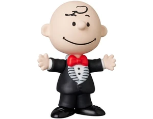 Japan UDF PEANUTS Charlie Brown (Tuxedo Ver.) Figure Japan UDF PEANUTS Charlie Brown (Tuxedo Ver.) Figure