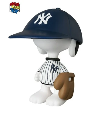 Japan UDF MLB x Peanuts NY Yankees Snoopy Complete Figure