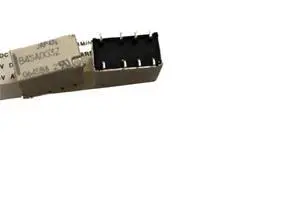 1pcs B4SA003Z Relay 8 pins 1pcs B4SA003Z Relay 8 pins