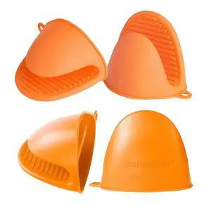 4PC Silicone Oven Mitts - Orange Heat Resistant Non-Slip Kitchen Gloves, for Cooking, Baking, BBQ with Extra Thick Hand Protection for Hot Pots, Pans, Trays 4PC Silicone Oven Mitts - Orange Heat Resistant Non-Slip Kitchen Gloves, for Cooking, Baking, BBQ with Extra Thick Hand Protection for Hot Pots, Pans, Trays