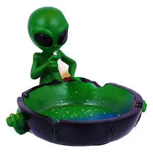 Ornament, Alien Smoking Ashtray, Home Décor, Multicolor, 4 inches Ornament, Alien Smoking Ashtray, Home Décor, Multicolor, 4 inches