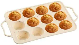 12-Cup Silicone Muffin Pan with Metal Frame 12-Cup Silicone Muffin Pan with Metal Frame