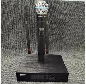 QLXD4 Wireless Microphone - One-to-One Stage Performance Singing Wedding Professional True Split Microphone British standard plug European plug QLXD4 Wireless Microphone - One-to-One Stage Performance Singing Wedding Professional True Split Microphone British standard plug European plug
