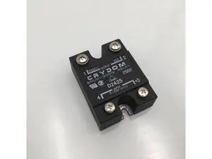 Funssor 1pc 2.4 3D printer Crydom D2425 (25A) SSR Funssor 1pc 2.4 3D printer Crydom D2425 (25A) SSR