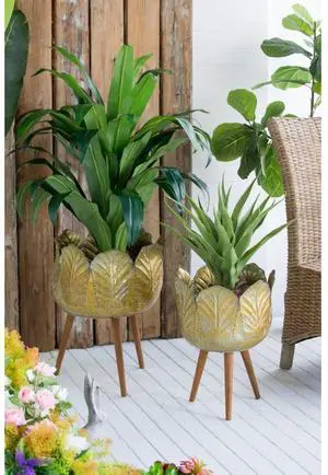 Planter Set with Wooden Legs and Rope Texture for Backyard, Living Room, Lawn, Outdoor Flower Pot Set with Classic Design for Growing Flowers, Herbs, Plants (Yellow + Solid Wood + zinc) Planter Set with Wooden Legs and Rope Texture for Backyard, Living Room, Lawn, Outdoor Flower Pot Set with Classic Design for Growing Flowers, Herbs, Plants (Yellow + Solid Wood + zinc)
