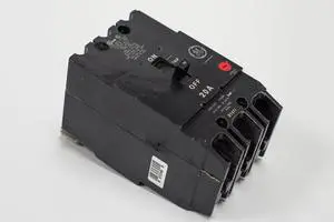 TEY330; 3P-480V-30A CB TEY330; 3P-480V-30A CB