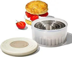 Good Grips Double-Sided Cookie & Biscuit Cutters Good Grips Double-Sided Cookie & Biscuit Cutters