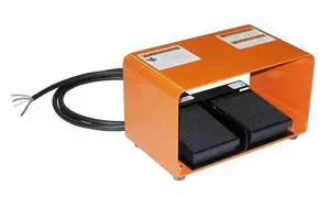 DS100-DG Dual Foot Switch with Guard, Made in USA, Electrical, Momentary Action, Two Pedal, 8-ft Cable with Leads, Twin Pedal, Left/Right, Up/Down, or Forward/Reverse DS100-DG Dual Foot Switch with Guard, Made in USA, Electrical, Momentary Action, Two Pedal, 8-ft Cable with Leads, Twin Pedal, Left/Right, Up/Down, or Forward/Reverse