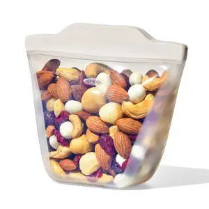 Good Grips Silicone Reusable Bag - Stand-Up Cup (8 oz) - Oat Good Grips Silicone Reusable Bag - Stand-Up Cup (8 oz) - Oat