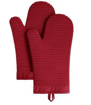 Ribbed Soft Silicone Oven Mitt 2-Pack Set, 7.5"x13", Smoked Paprika Ribbed Soft Silicone Oven Mitt 2-Pack Set, 7.5"x13", Smoked Paprika