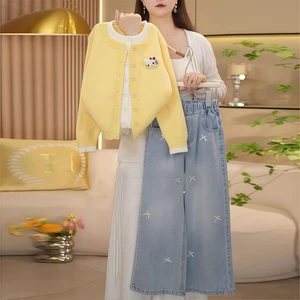 Spring/Summer Girls' Set - Knitted Cardigan with Jeans Spring/Summer Girls' Set - Knitted Cardigan with Jeans