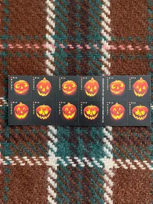 US Stamps 2016 Jack-O'-Lanterns 5 Sheets of 20 US Stamps 2016 Jack-O'-Lanterns 5 Sheets of 20