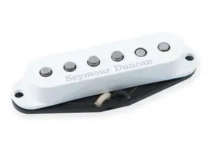 Vintage Staggered Strat - Neck/Middle/Bridge - White Vintage Staggered Strat - Neck/Middle/Bridge - White