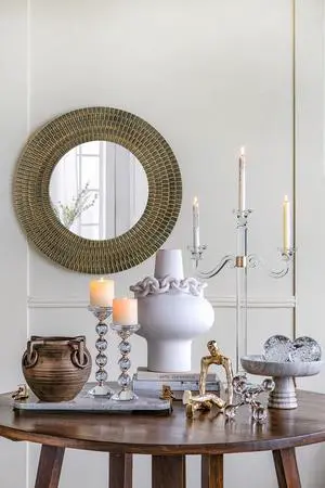 D29.5" Round Black And Gold Wooden Accent Mirror With Woven Texture D29.5" Round Black And Gold Wooden Accent Mirror With Woven Texture