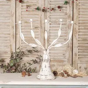 Vintage Metal Candle Holders for Elegant Home Decor, Romantic Wedding Props, and Festive Candelabra Decorations Vintage Metal Candle Holders for Elegant Home Decor, Romantic Wedding Props, and Festive Candelabra Decorations