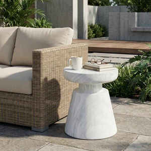 Outdoor Ponti Side Table, White, Concrete Outdoor Ponti Side Table, White, Concrete