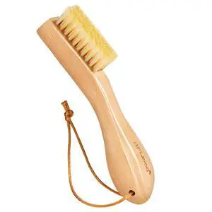 Laundry Stain Brush, Natural Soft Boar Bristles, Removes Tough Stains from Delicate Fabrics Like Knits, Cotton, and Linens, Gentle on Fabrics, No Damage Laundry Stain Brush, Natural Soft Boar Bristles, Removes Tough Stains from Delicate Fabrics Like Knits, Cotton, and Linens, Gentle on Fabrics, No Damage