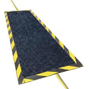 47.2in x 15.7in - Nylon top Carpet and Rubber Backing Cables Cord Cover Mat 47.2in x 15.7in - Nylon top Carpet and Rubber Backing Cables Cord Cover Mat