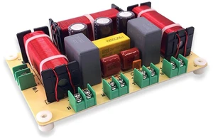 2PCS 4 Way 300W Speaker Frequency Divider Home Theater Hifi Stereo 4Unit Circuit Stereo Audio Crossover Filters 2PCS 4 Way 300W Speaker Frequency Divider Home Theater Hifi Stereo 4Unit Circuit Stereo Audio Crossover Filters