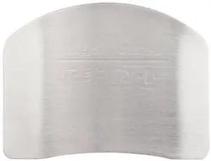 Convenient Style Kitchen Tool Finger Guard Finger Protector Avoid Hurting When Slicing and Dicing Convenient Style Kitchen Tool Finger Guard Finger Protector Avoid Hurting When Slicing and Dicing