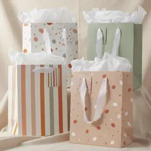 Beautiful Gift Bags Set of 4 with Handles, Tissue Paper, Stickers & Cards Beautiful Gift Bags Set of 4 with Handles, Tissue Paper, Stickers & Cards