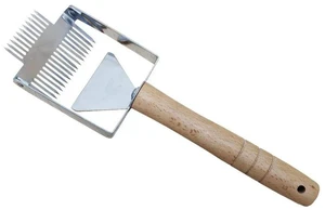 For Beekeeping Tools Wooden Handle Double Head Balance Honey Cutting Fork Stainless Steel Needle Spleen Scraper for Honey For Beekeeping Tools Wooden Handle Double Head Balance Honey Cutting Fork Stainless Steel Needle Spleen Scraper for Honey