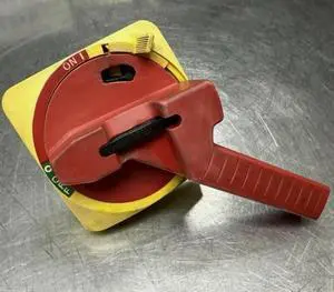 194R-HM4E Handle Operating For Disconnect 194RHM4E Fast delivery 194R-HM4E Handle Operating For Disconnect 194RHM4E Fast delivery