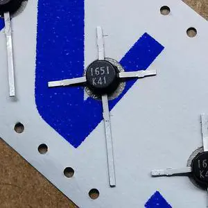 10/PCS UPC1651G UPC1651 Marking 1651 WIDE BAND UHF SILICON MMIC AMPLIFIER 10/PCS UPC1651G UPC1651 Marking 1651 WIDE BAND UHF SILICON MMIC AMPLIFIER